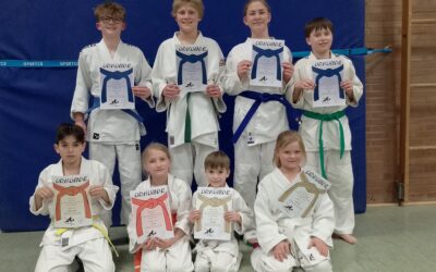 Bunte Gürtel statt bunter Ostereier: Eichengrün-Judoka belohnen sich bei Gürtelprüfung